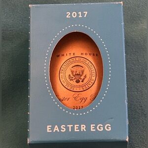 2017 First Trump Egg Roll, White House Easter, Gold Souvenir In Great Shape